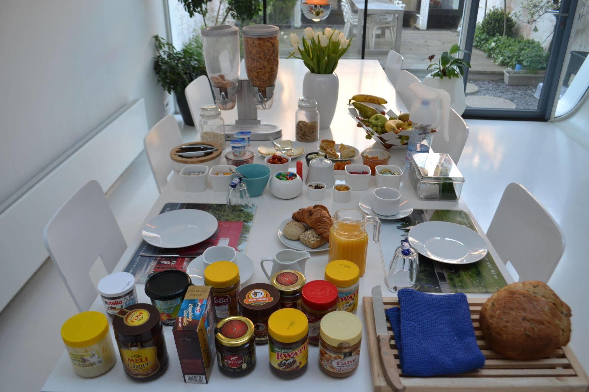 Plant Based B&B Central Bruggy Exteriér fotografie